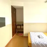 Gỗ Hotel